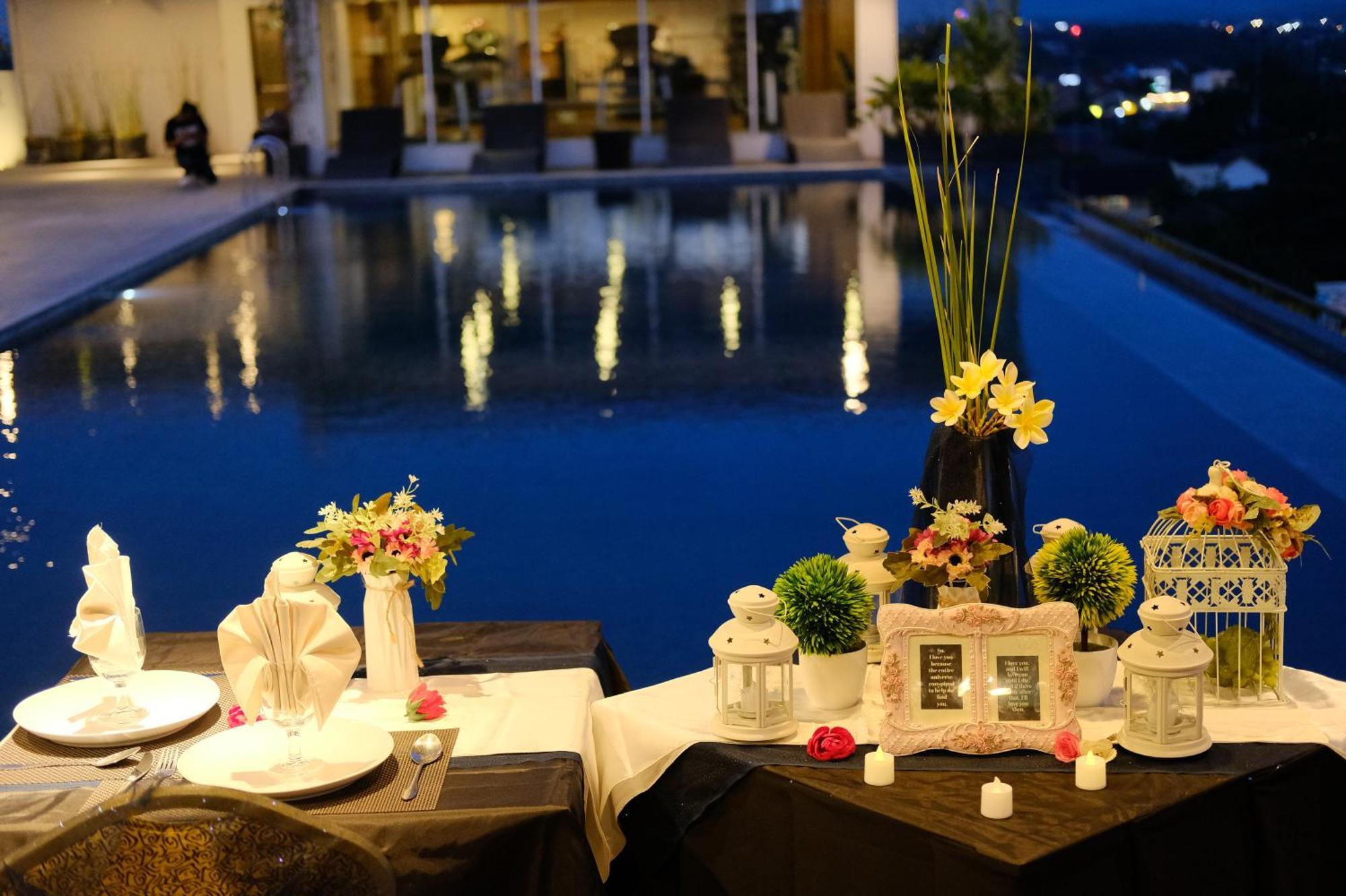 Student Park Hotel Yogyakarta Exterior foto